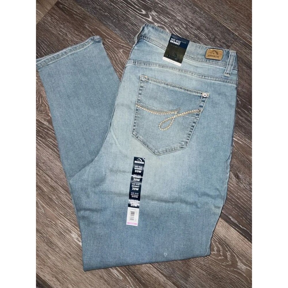 Jordache Mid Rise Skinny Jeans – Women’s 20W